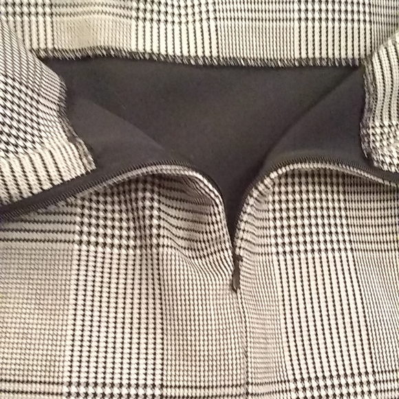 H&M Asymmetrical Skirt 12 - Picture 6 of 7